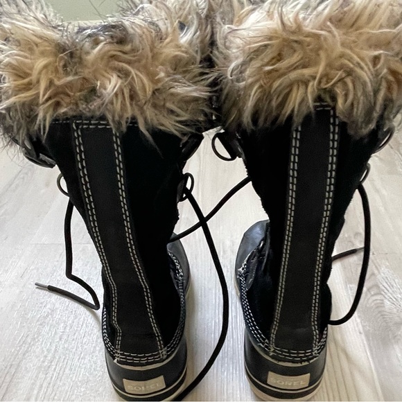 Sorel winter boots - women’s size 7 - Picture 3 of 4